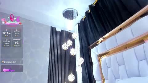 Snapshot of sarayroyse chatting on 11-07-25, 08:20 Saray online show from 11-07-25, 08:20