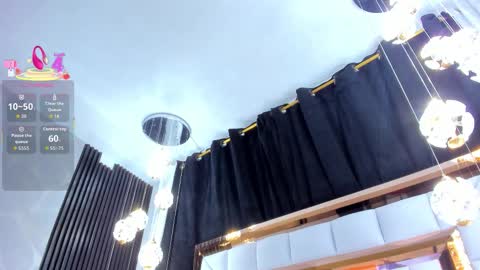 Snapshot of sarayroyse chatting on 11-13-25, 07:35 Saray online show from 11-13-25, 07:35