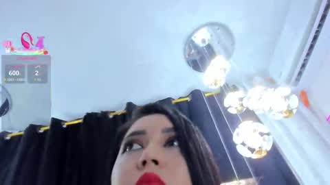 Snapshot of sarayroyse chatting on 11-26-25, 07:26 Saray online show from 11-26-25, 07:26