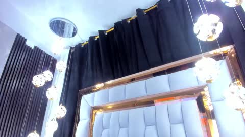 Snapshot of sarayroyse chatting on 11-30-25, 07:18 Saray online show from 11-30-25, 07:18