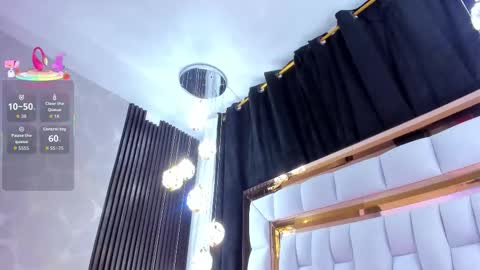 Snapshot of sarayroyse chatting on 12-01-25, 07:19 Saray online show from 12-01-25, 07:19