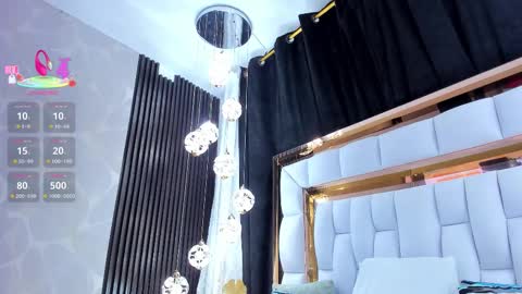 Snapshot of sarayroyse chatting on 01-12-26, 07:30 Saray online show from 01-12-26, 07:30