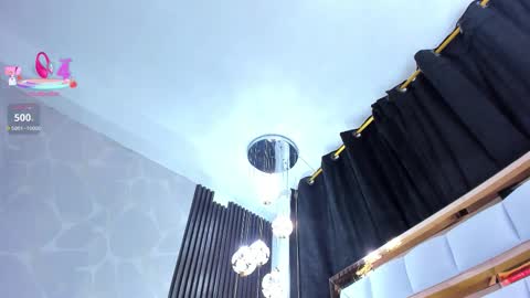 Snapshot of sarayroyse chatting on 02-24-26, 08:29 Saray online show from 02-24-26, 08:29