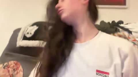 Snapshot of sarbiedoll chatting on 11-05-25, 04:18 sarbiedoll online show from 11-05-25, 04:18