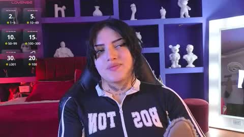 Sari  online show from 10-20-25, 08:42