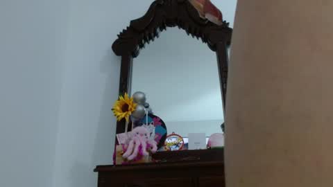 Sara online show from 07-27-26, 05:31