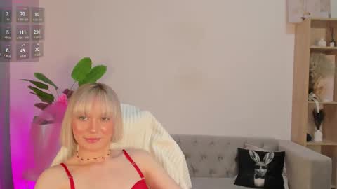 Your Selena 3 online show from 03-25-26, 03:12