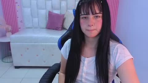 Sara  online show from 05-28-26, 08:06