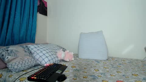 Snapshot of sarita_hornet chatting on 04-03-26, 11:36 sarai online show from 04-03-26, 11:36