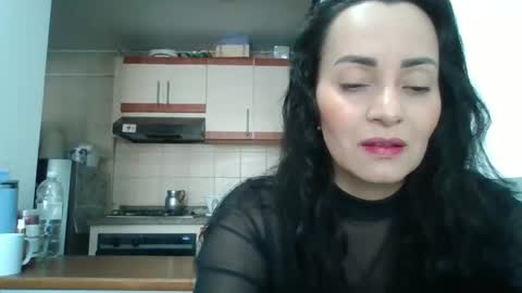 Snapshot of sarita_start chatting on 06-10-26, 04:17 sarita_start online show from 06-10-26, 04:17