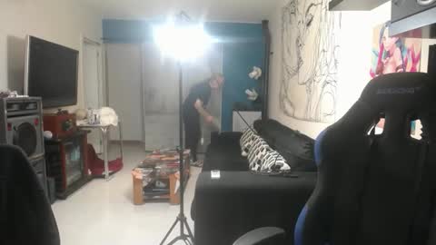 Giselle and Jay online show from 09-25-25, 08:51