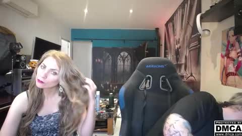 Giselle and Jay online show from 11-02-25, 09:33