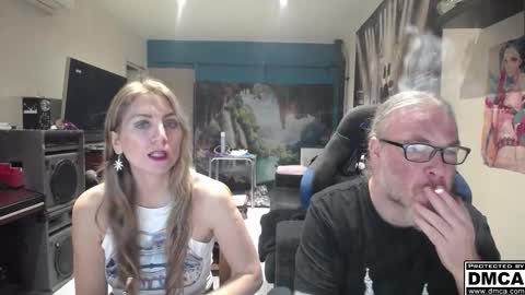 Giselle and Jay online show from 11-13-25, 06:01