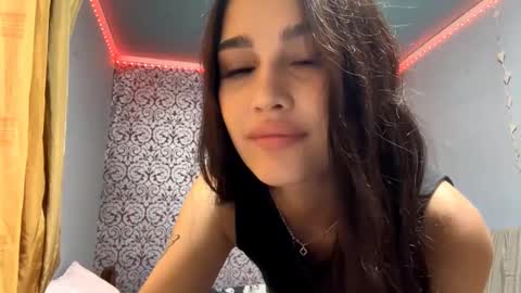 Valentina online show from 09-25-25, 06:11
