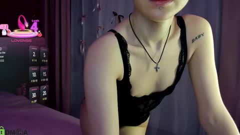 Snapshot of sasha__meow chatting on 02-17-26, 01:46 sasha meow online show from 02-17-26, 01:46