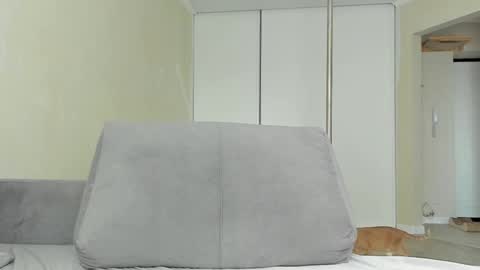 Snapshot of sasha_bell_ chatting on 05-25-26, 05:46 Sasha online show from 05-25-26, 05:46