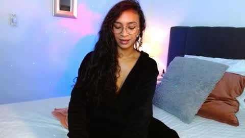 Snapshot of sasha_bowei chatting on 11-30-25, 01:53 sasha_bowei online show from 11-30-25, 01:53