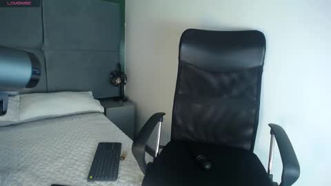 Snapshot of sasha_brattz chatting on 02-22-25, 05:44 Sasha Brattz online show from 02-22-25, 05:44