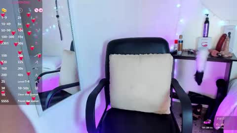 Snapshot of sasha_brattz chatting on 11-15-25, 06:15 Sasha Brattz online show from 11-15-25, 06:15