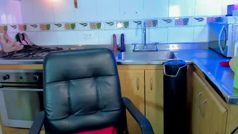 SASHA  online show from 04-24-26, 01:35