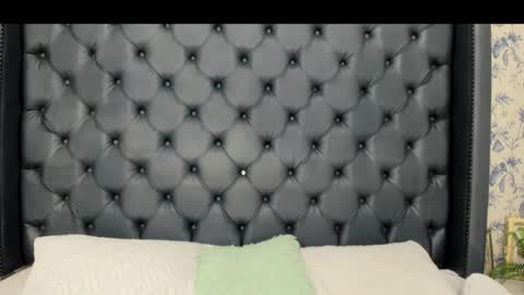 Snapshot of sasha_grey02 chatting on 02-15-26, 07:51 sasha_grey02 online show from 02-15-26, 07:51