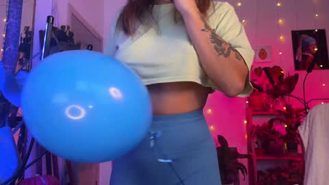 Snapshot of sasha_moormeoow chatting on 12-09-24, 07:39 Alexandra Sasha in short online show from 12-09-24, 07:39