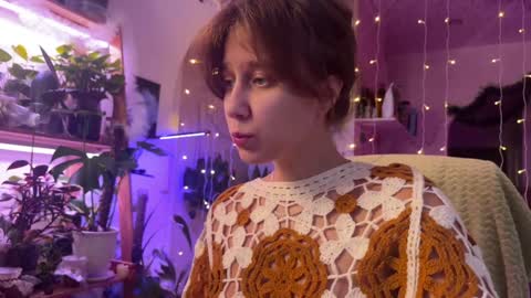 Snapshot of sasha_moormeoow chatting on 12-28-24, 07:22 Alexandra Sasha in short online show from 12-28-24, 07:22