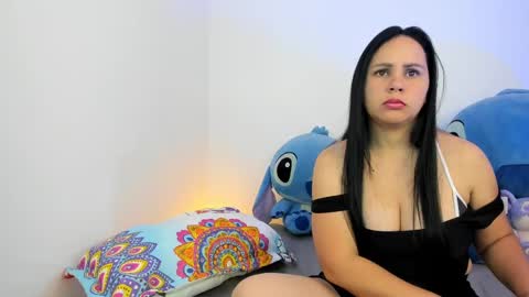 Snapshot of sasha_salgado chatting on 10-30-25, 05:20 Sacha Salgado online show from 10-30-25, 05:20