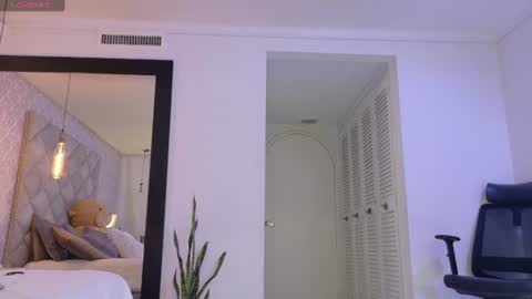 sasha_sinne online show from 06-19-26, 12:42