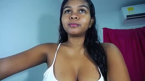 Snapshot of sashabreck1 chatting on 10-14-25, 07:58 sashabreck1 online show from 10-14-25, 07:58