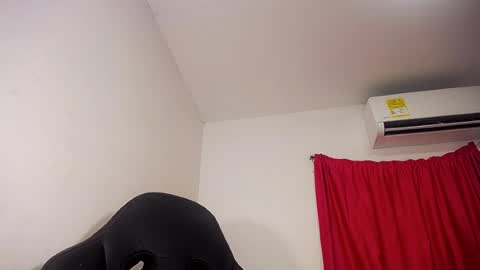sashabreck1 online show from 08-04-26, 02:59