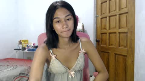 Snapshot of sashafuckss chatting on 06-24-26, 01:21 Call Me Sasha online show from 06-24-26, 01:21