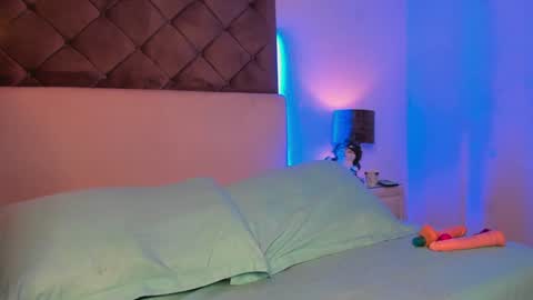 selene  online show from 01-07-25, 08:10