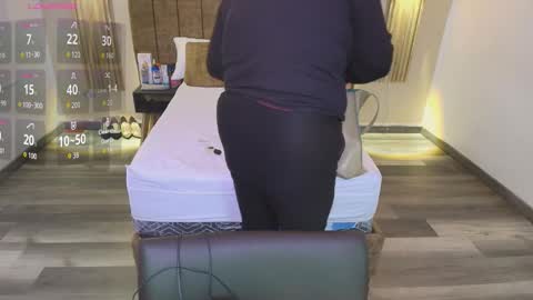 Snapshot of sasharosee2 chatting on 09-26-25, 11:58 S A S H A R O S E online show from 09-26-25, 11:58