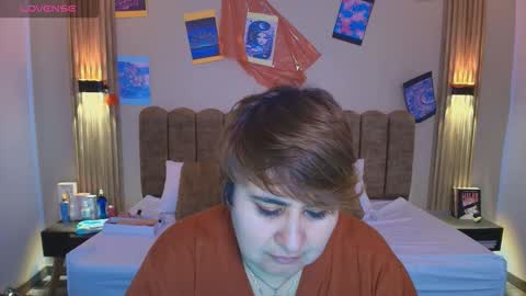 Snapshot of sasharosee2 chatting on 10-02-25, 12:23 S A S H A R O S E online show from 10-02-25, 12:23