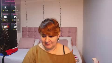 Snapshot of sasharosee_ chatting on 09-12-25, 12:16 S A S H A R O S E online show from 09-12-25, 12:16