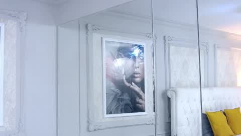 Sasha online show from 10-06-25, 01:30