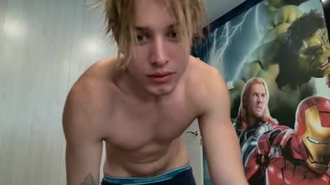 Sasha --  online show from 06-18-26, 04:24