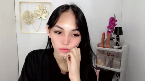 Snapshot of sashifoxdoll_ chatting on 09-26-25, 06:56 Sashi online show from 09-26-25, 06:56