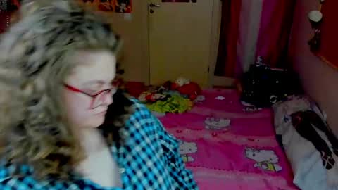 Snapshot of sashy_way chatting on 05-26-26, 05:09 .Alexandra online show from 05-26-26, 05:09