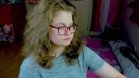 Snapshot of sashy_way chatting on 05-31-26, 11:28 .Alexandra online show from 05-31-26, 11:28
