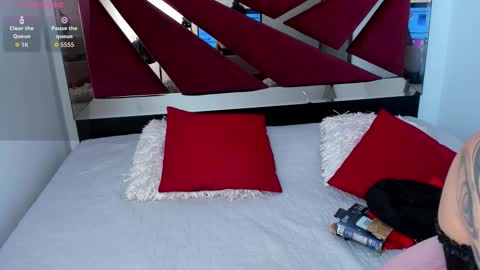 Snapshot of saskiagrendel chatting on 03-05-26, 12:17 saskiagrendel online show from 03-05-26, 12:17