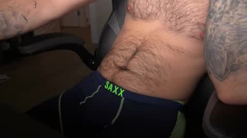 Snapshot of saskyman69 chatting on 11-17-25, 05:02 saskyman69 online show from 11-17-25, 05:02