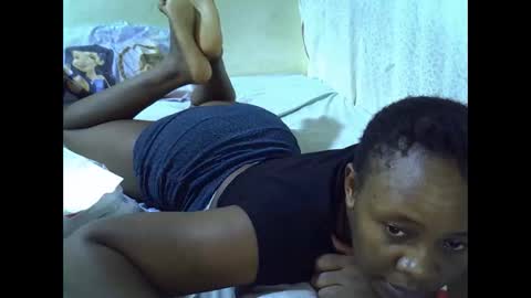 sassy_bella online show from 04-22-26, 04:41