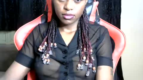 Snapshot of sassy_lyne chatting on 07-05-26, 09:05 sassy_lyne online show from 07-05-26, 09:05