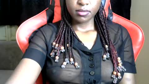 Snapshot of sassy_lyne chatting on 07-11-26, 06:38 sassy_lyne online show from 07-11-26, 06:38