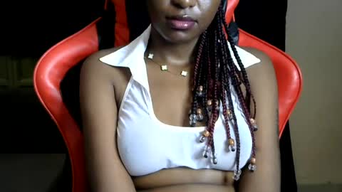 Snapshot of sassy_lyne chatting on 07-20-26, 11:45 sassy_lyne online show from 07-20-26, 11:45