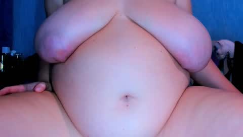 Snapshot of sassy_seasons chatting on 02-11-25, 11:44 sassy_seasons online show from 02-11-25, 11:44