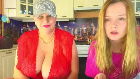 Snapshot of sassy_seasons chatting on 02-17-25, 11:13 sassy_seasons online show from 02-17-25, 11:13