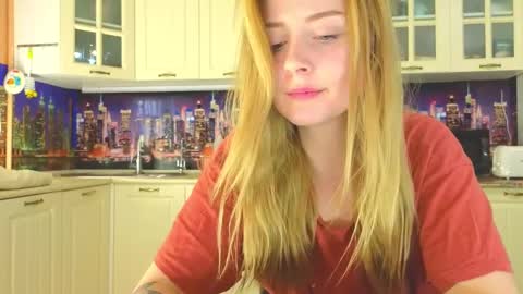 Snapshot of sassy_seasons chatting on 02-18-25, 01:00 sassy_seasons online show from 02-18-25, 01:00